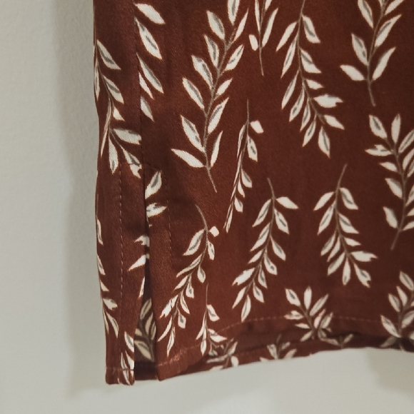 Papermoon Brown and Cream Leaf Pattern Blouse - Picture 6 of 10